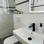 Klassen - Design In 11 Etage - Tolle Aussicht - Sauna, Pool - Netflix Lahnstein