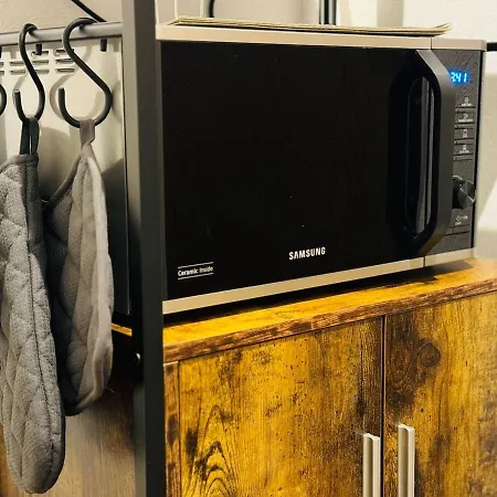 Klassen - Design In 11 Etage - Tolle Aussicht - Sauna, Pool - Netflix * ラーンシュタイン
