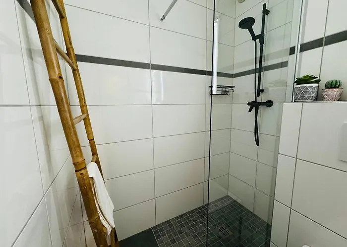 Klassen - Design In 11 Etage - Tolle Aussicht - Sauna, Pool - Netflix * Lahnstein